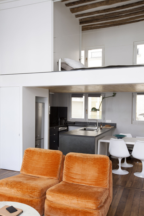 Le salon donnant sur la chambre ouverte