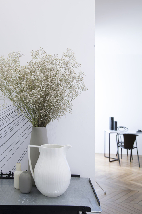 Les vases de l'entrée