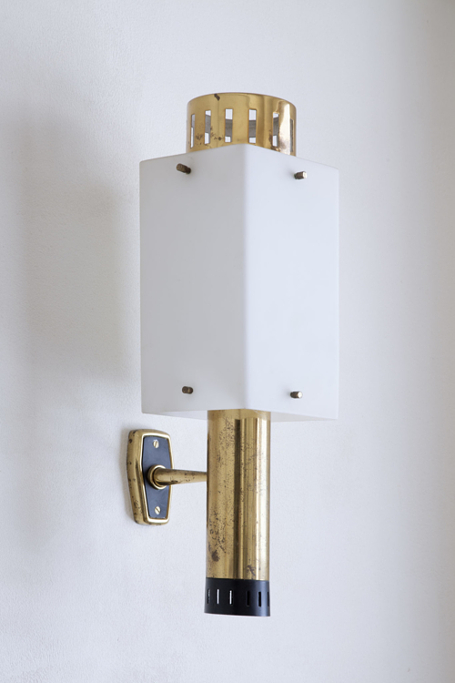 L'applique en laiton