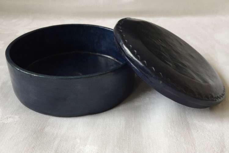 La boite en cuir de Gayier