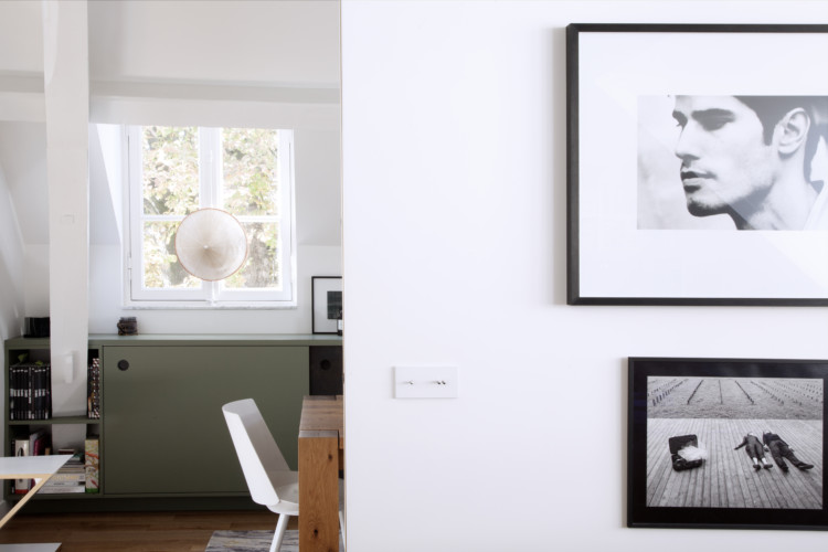 La vue vers la salle à manger