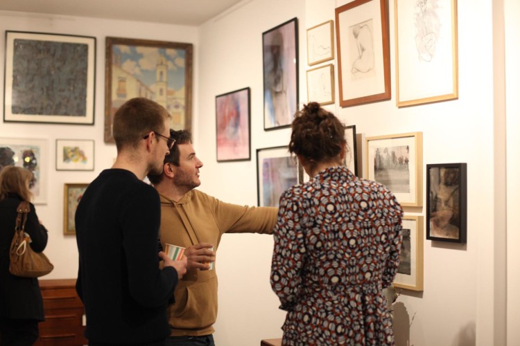 Esther et des clients